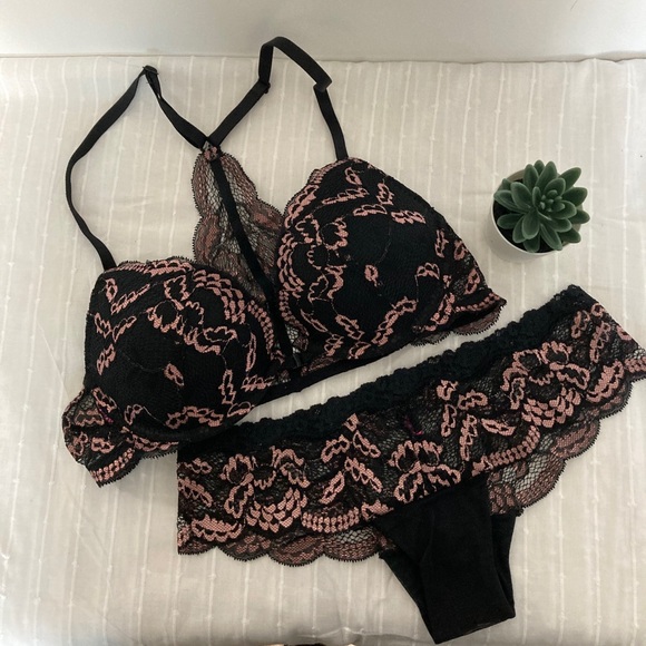 La Senza Bra and Panty (new) Set
